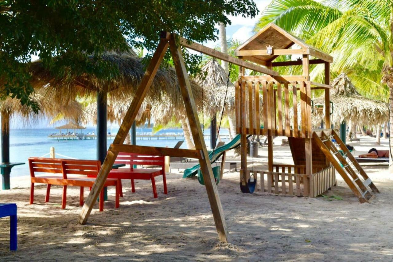 Beachfront Studio @Cadaquescaribe บายาฮิเบ ภายนอก รูปภาพ